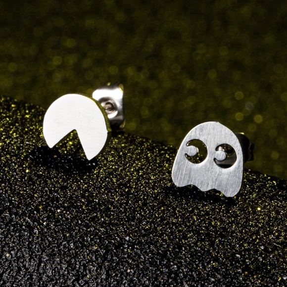 NWT Sterling silver trendy Pac man earring studs - Picture 2 of 2